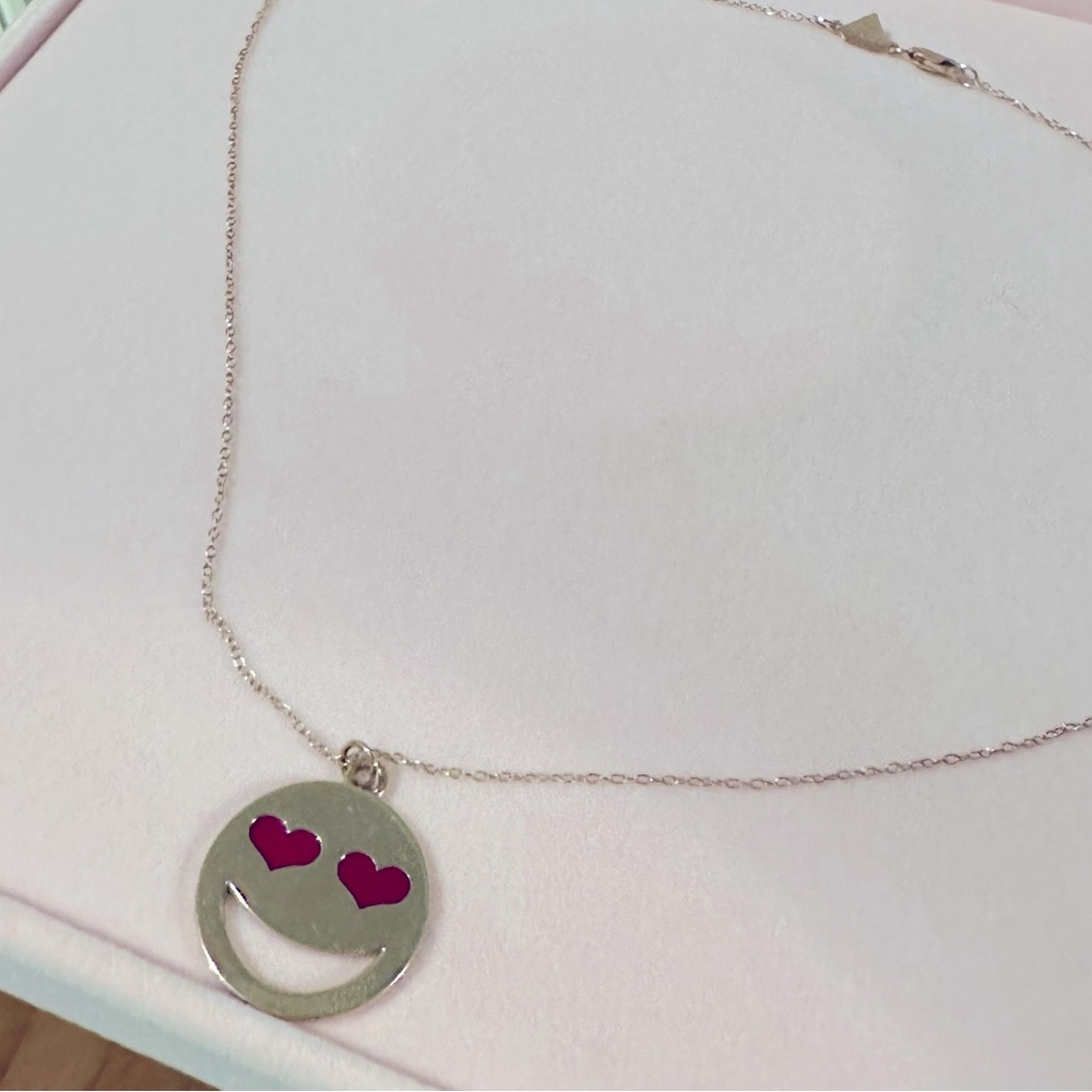 Alison Lou large love struck pendant